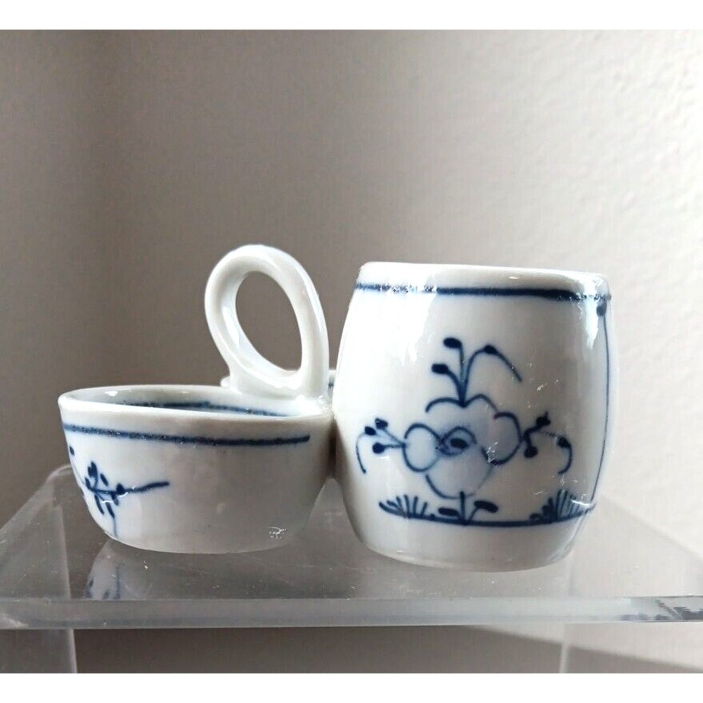 VTG German Blue White Porcelain Condiments Server Trio Handle Delft Style Floral - Picture 3 of 9